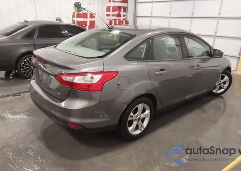 2013 Ford Focus Se z USA, uszkodzony, nr VIN 1FADP3F26DL180652